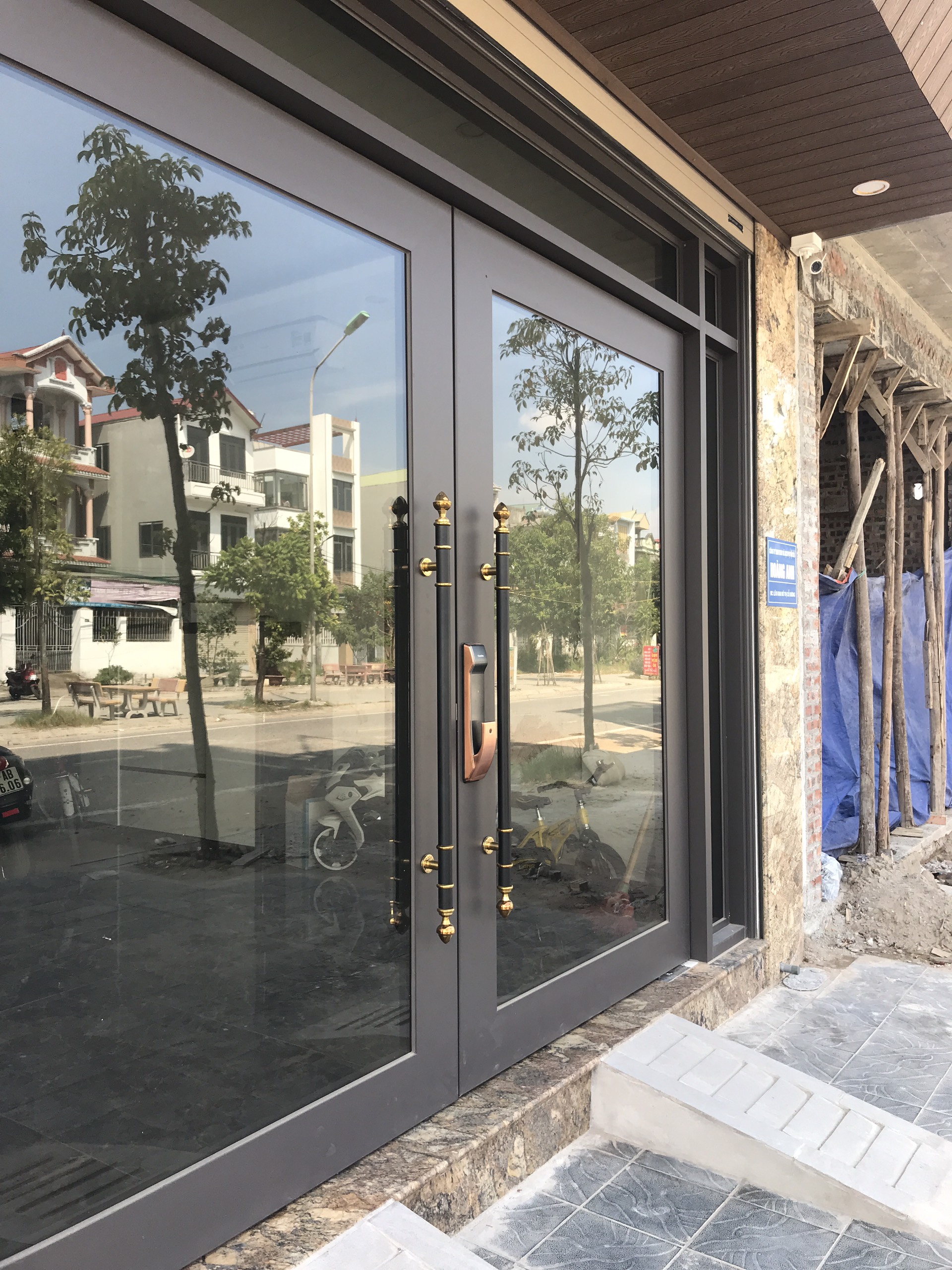 Khoá Điện Tử KAADAS K9 HINH ANH LAP DAT KHOA VAN TAY THUONG HIEU DUC K9 2